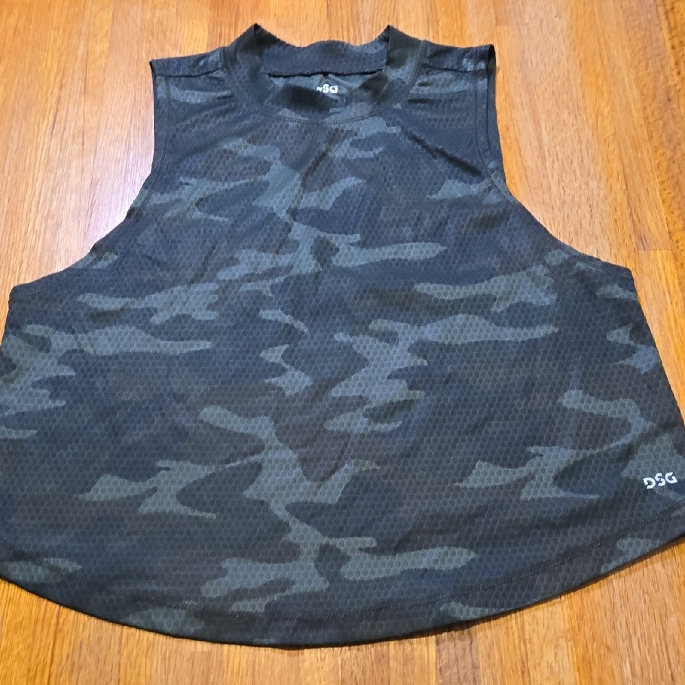 DSG Women Small Dark Camo Sleeveless Mesh Mock Neck Active Workout Tank‎ Top